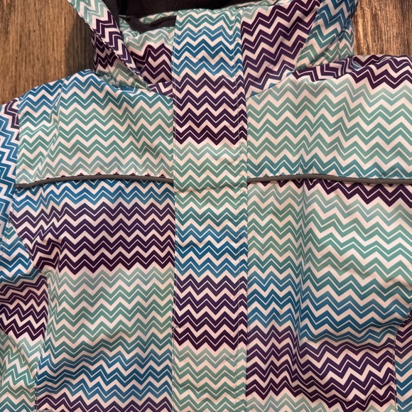 Iceburg Outerwear Girls Multicolor Chevron Pattern Hooded Jacket Size XS 4/5 - Picture 7 of 10
